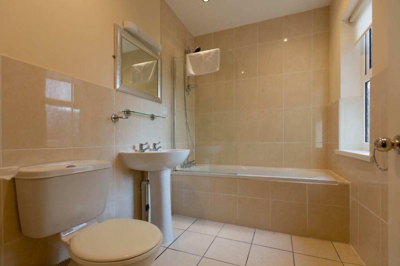The Beeches Hotel Grimsby Bagian luar foto