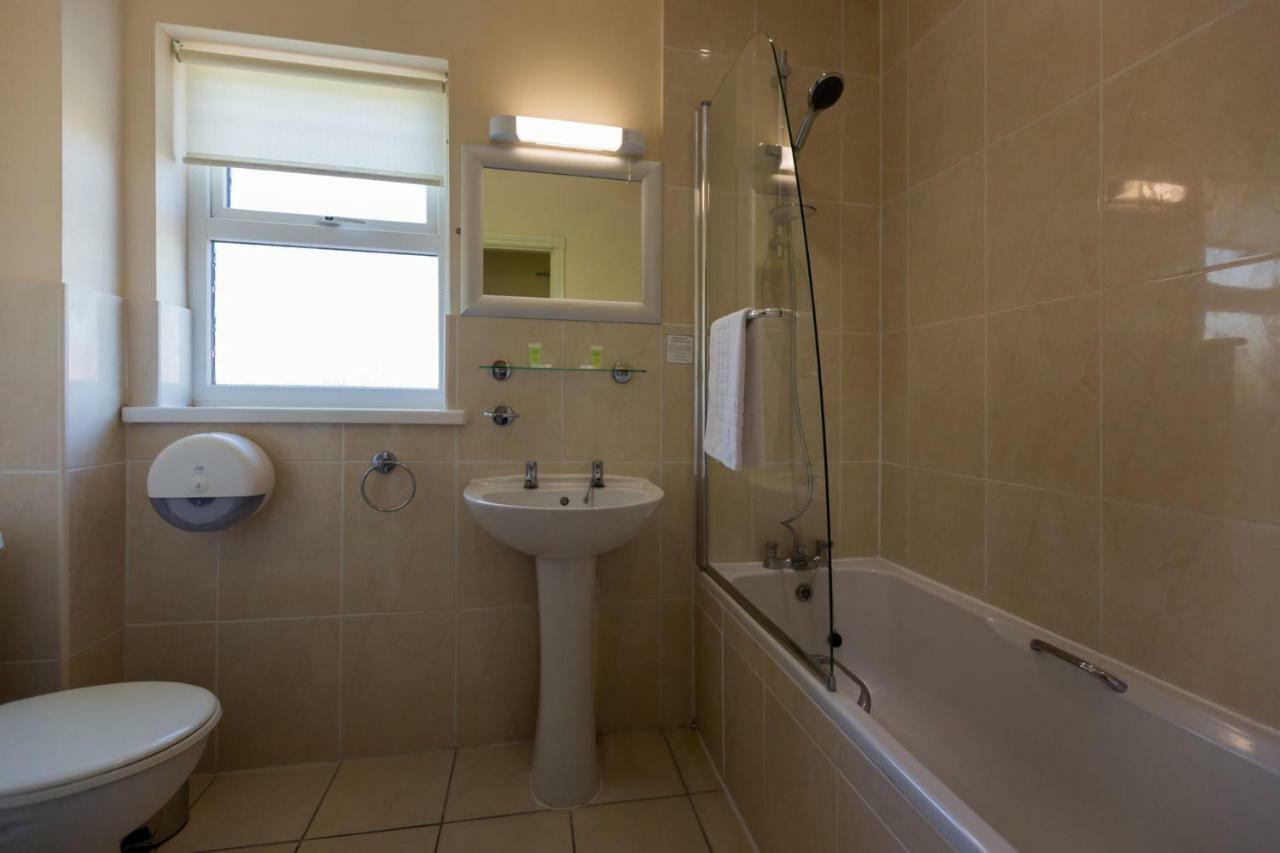 The Beeches Hotel Grimsby Bagian luar foto